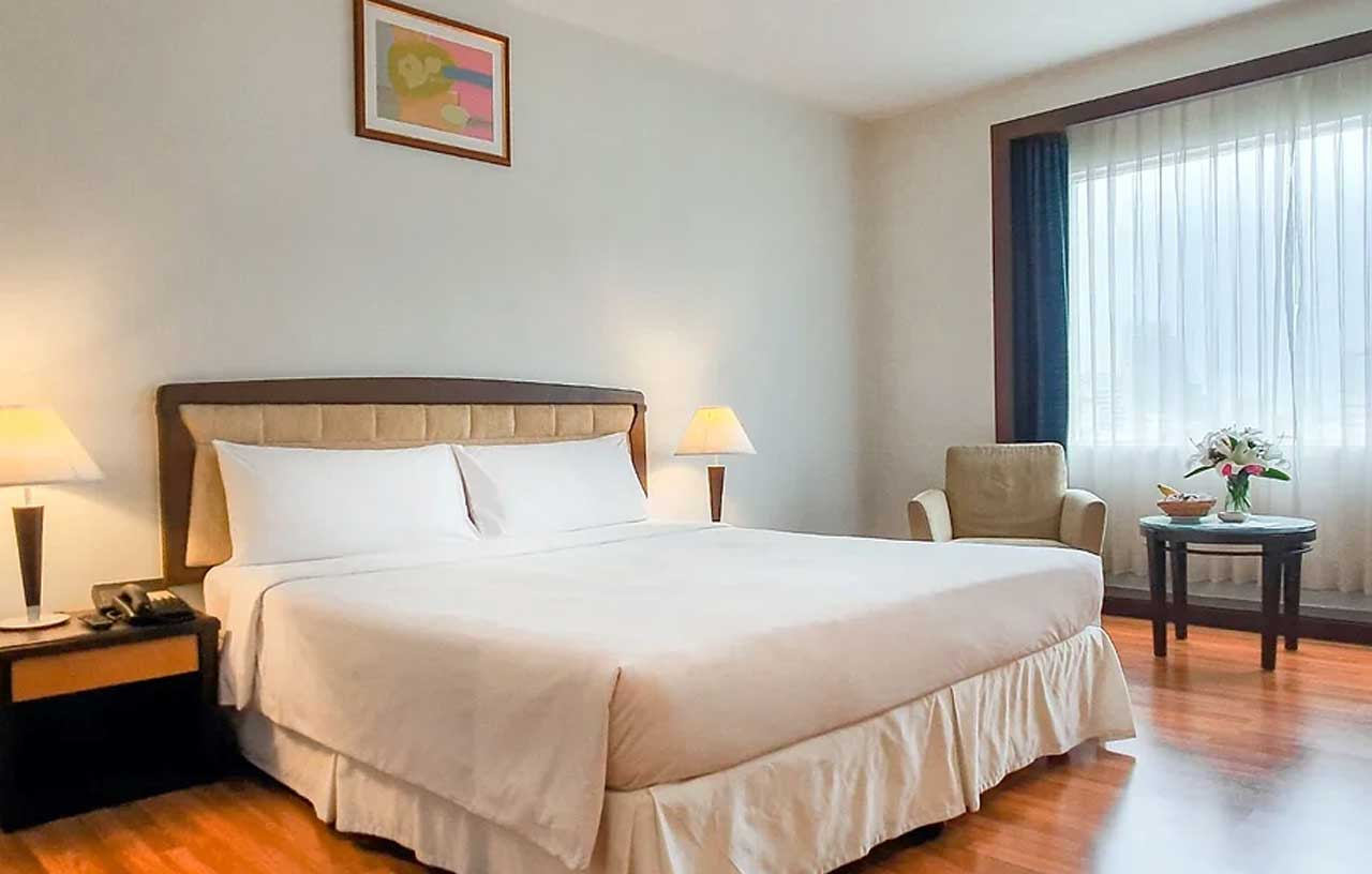 Hotels in Soi 3 Sukhumvit Bangkok Find to cheap Hotels in Soi 3 Sukhumvit Bangkok Thailand Make a booking reservation for Accommodation Hostels Hotels in Sukhumvit soi 3 Bkk